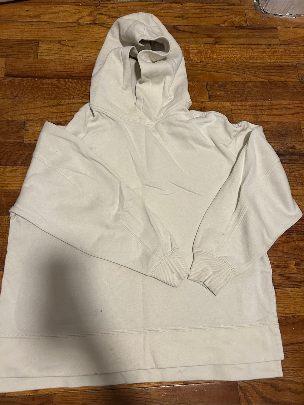 GU Cream Hooded Sweater